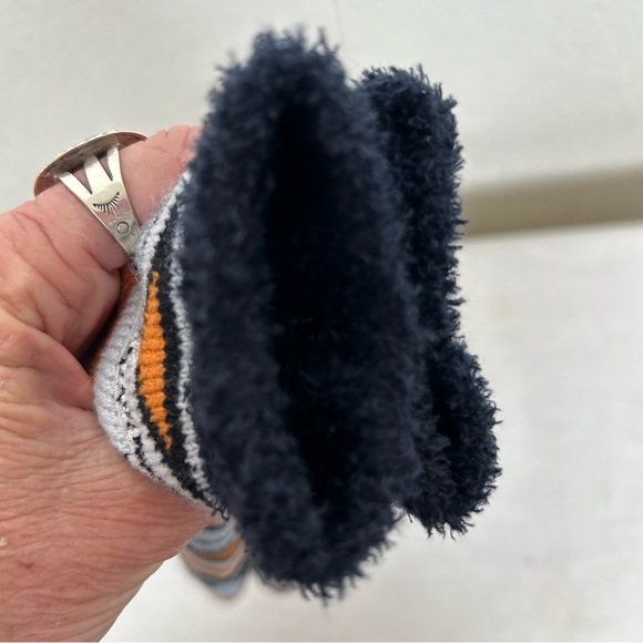 Woolrich Women New knit Slipper socks Fleece lined Boho Aztec Cowgirl NOT WOOL - Picture 4 of 6